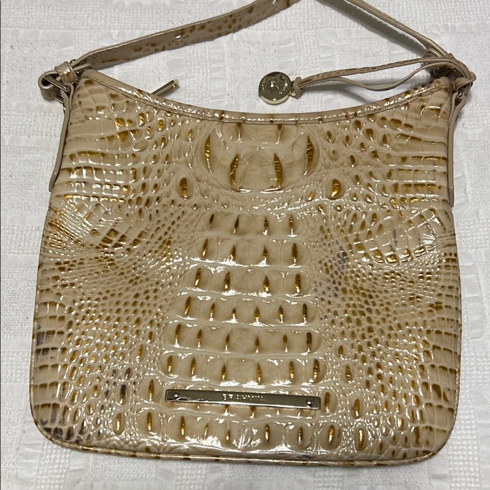 Elegant Cream Crocodile-Embossed Brahmin Shoulder Bag